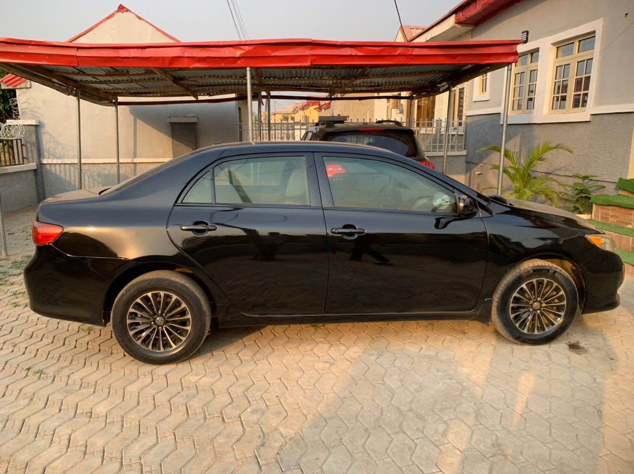 A picture of Clean Toyota Corolla