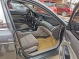 A picture of Honda Accord 2008 v6 first user.