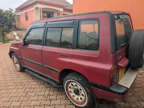 A picture of Suzuki Escudo