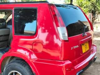 A picture of Nissan x tray milion 5 8 Ipo mwanza Automatic Engine