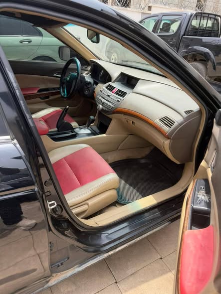 A picture of Distress sale first body untempered engine nothing to fix accord