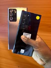 A picture of UK USED SAMSUNG IPHONES AVAILABLE AT DISCOUNTED PRICES Call WhatsApp