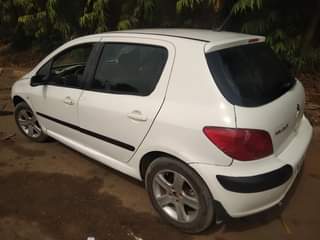 A picture of Peugeot 307