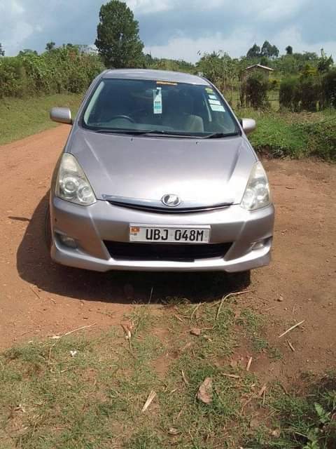 A picture of Toyota wish