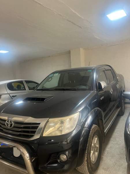 used toyota hilux