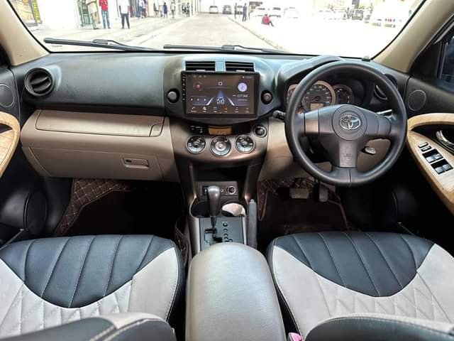 A picture of Toyota Vanguard Seat 7 Year2008 9 Cc 2360 Mileage 82k