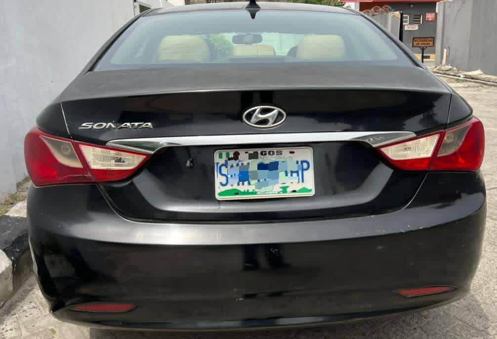 A picture of Good Deal 2012 Hyundai Sonata