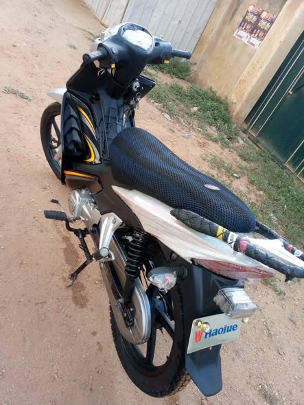 A picture of Abzat lucky plus