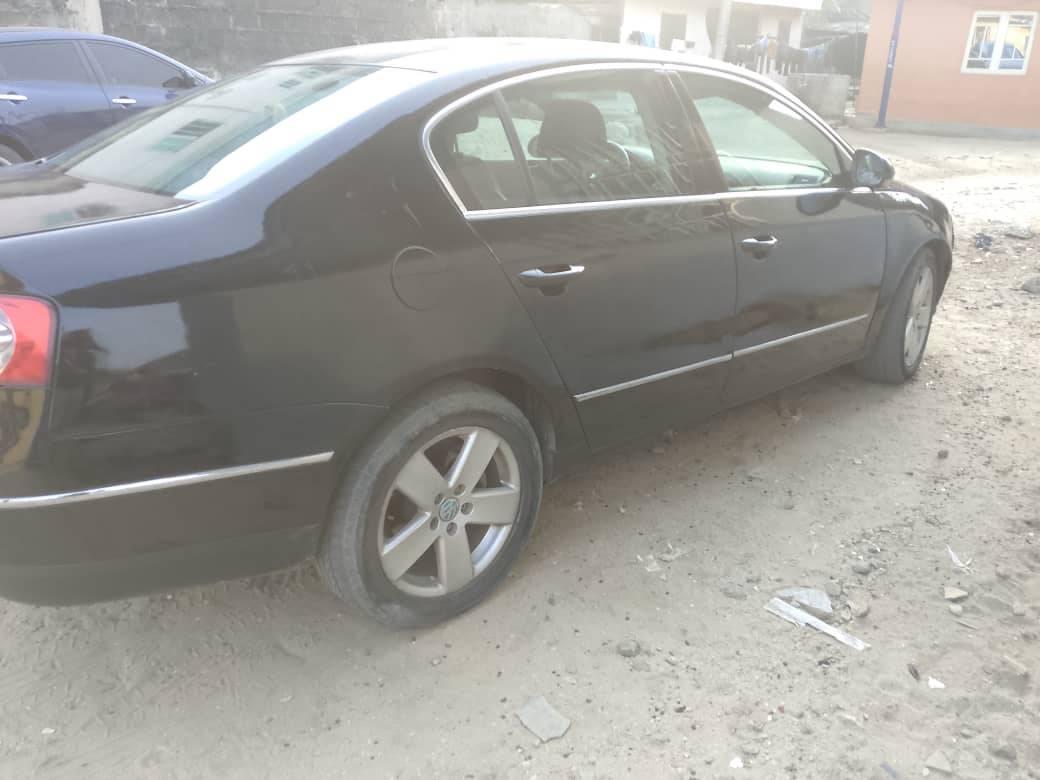 A picture of Dealer Market Volkswagen Passat 2008 model engine gear ac Location