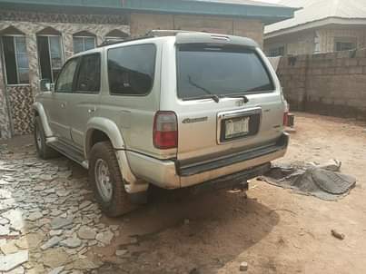 A picture of 2001 4Runner