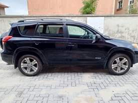 A picture of Toks Toyota Rav 4