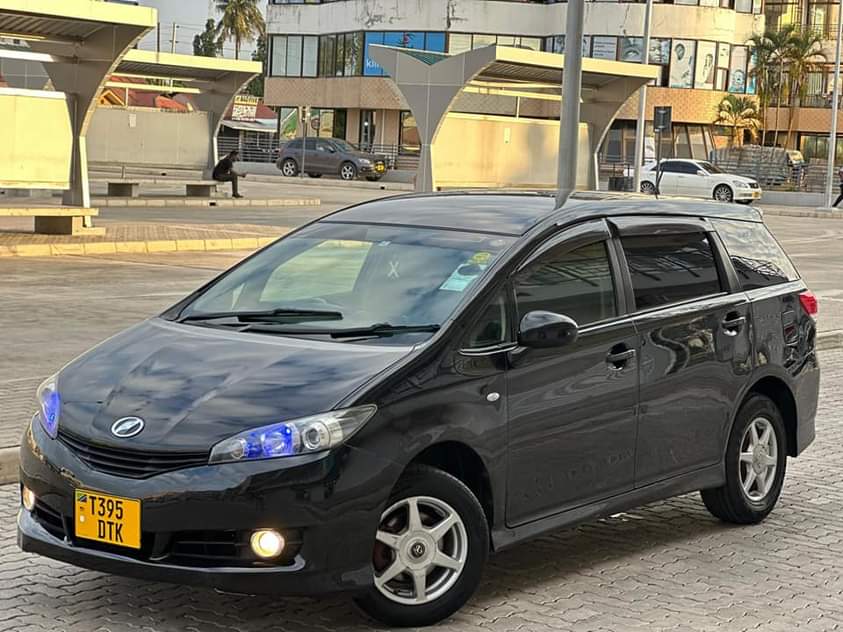 A picture of TOYOTA WISH NEW DT K 