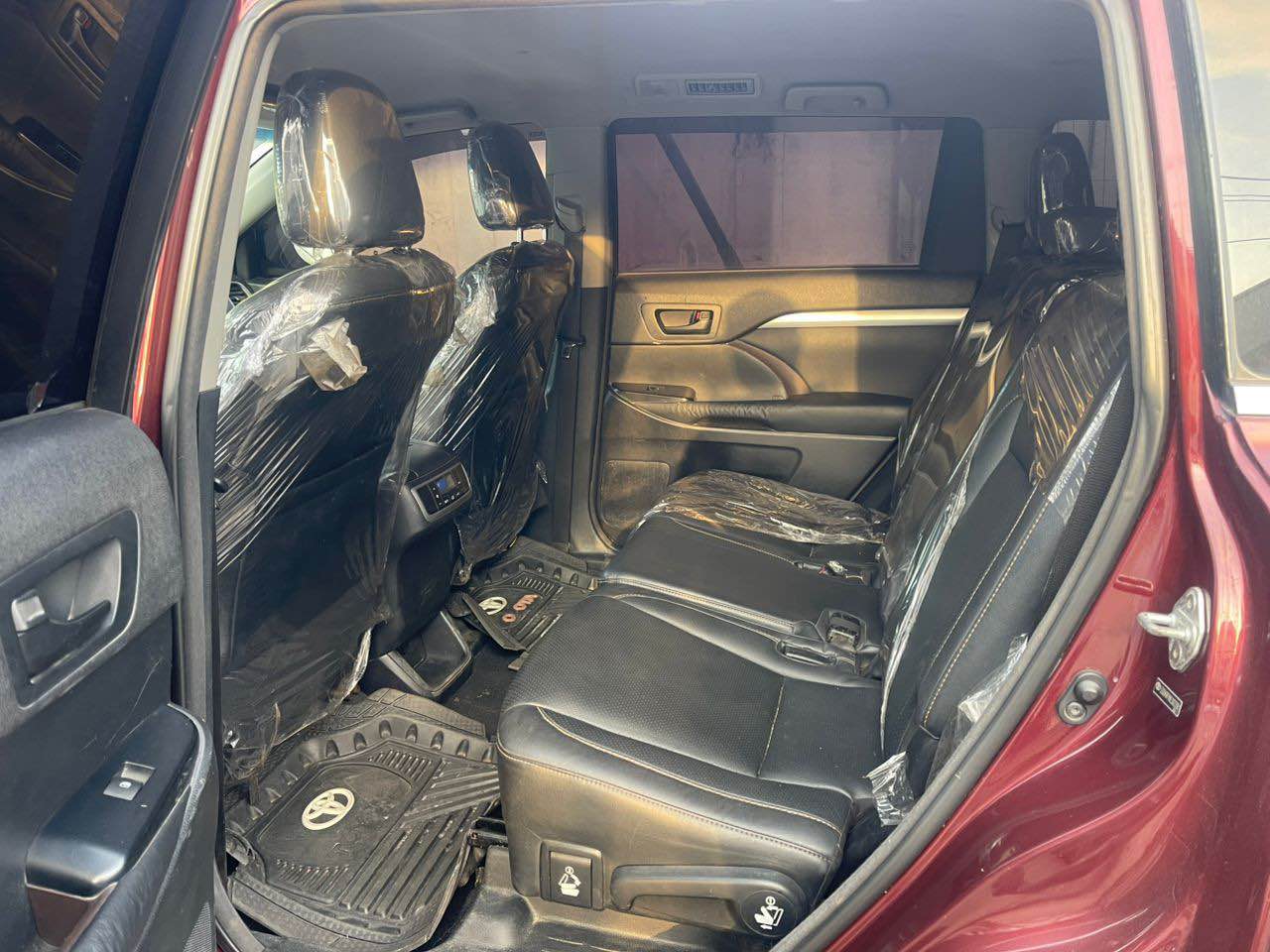 A picture of A year Used Toyota Highlander 2015
