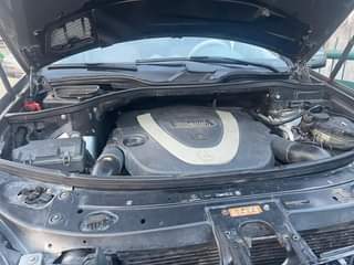 A picture of Mercedes Benz 2010 ml350 Neatly used but not registered engine