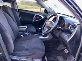 A picture of Rav 4 miss Tz