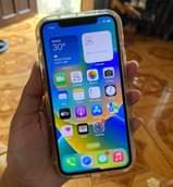 A picture of Iphone xs 256gb
