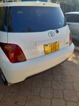 A picture of Toyota ist ipo sokoni ofa mil 6 5