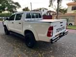 A picture of Hilux pick up double kibin