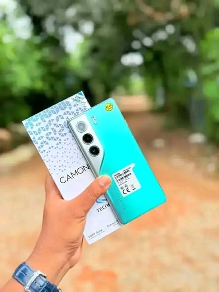A picture of TECNO CAMON 40 PRO BOXED CURVED SCREEN WITH 256GB STORAGE