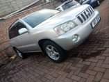 A picture of 2003 Toyota Kluger 2.4cc