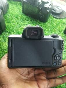 A picture of Canon camera M50