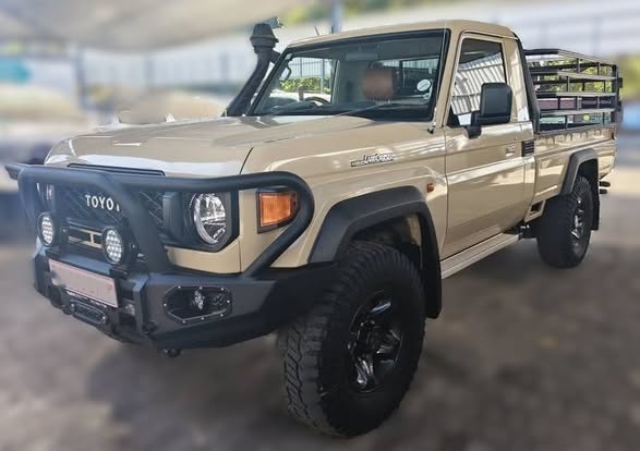 toyota land cruiser