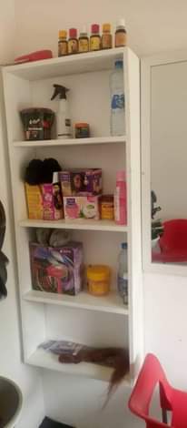A picture of Vifaa vya salun vinauzwa 0747868475
