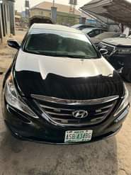 A picture of Tok Standard Hyundai Sonata 2014 Neatly used AC Working Reverse