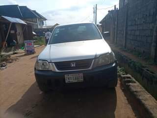 A picture of I have this crv 04 buy and drive first body