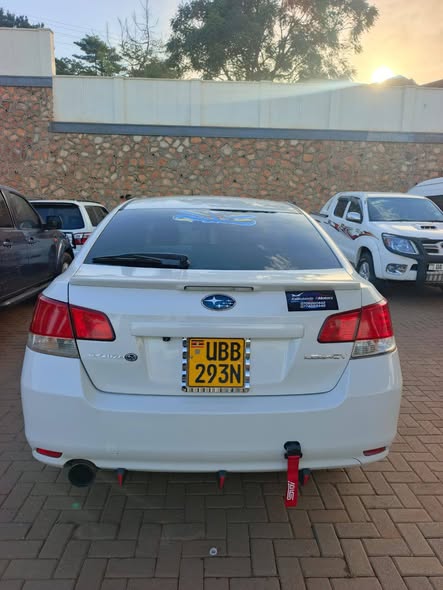 A picture of Subaru Legacy BM9 18 7m