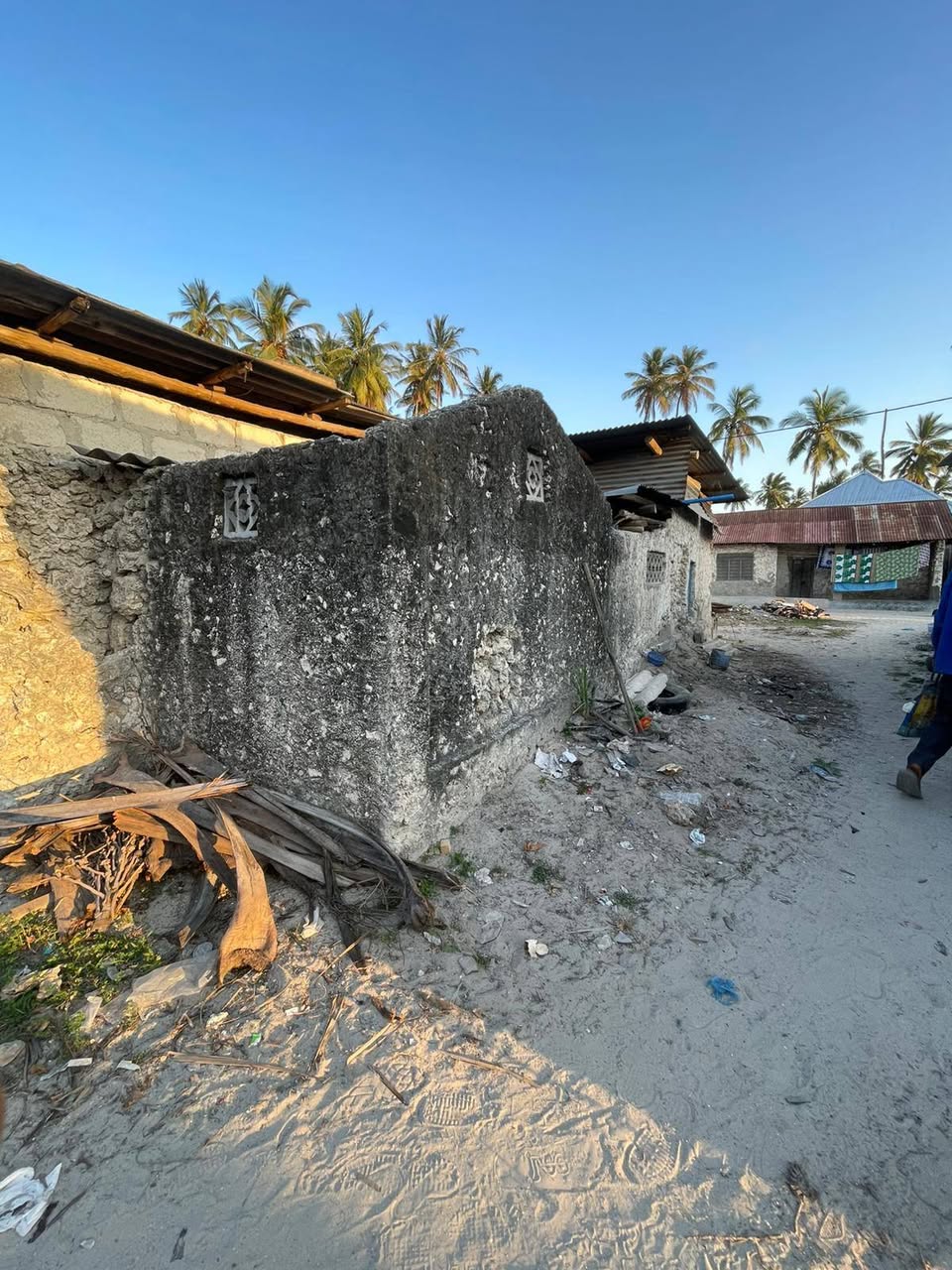 A picture of PAJE PAJE LOCAL HOUSE FOR SALE FOR 75 000 USD