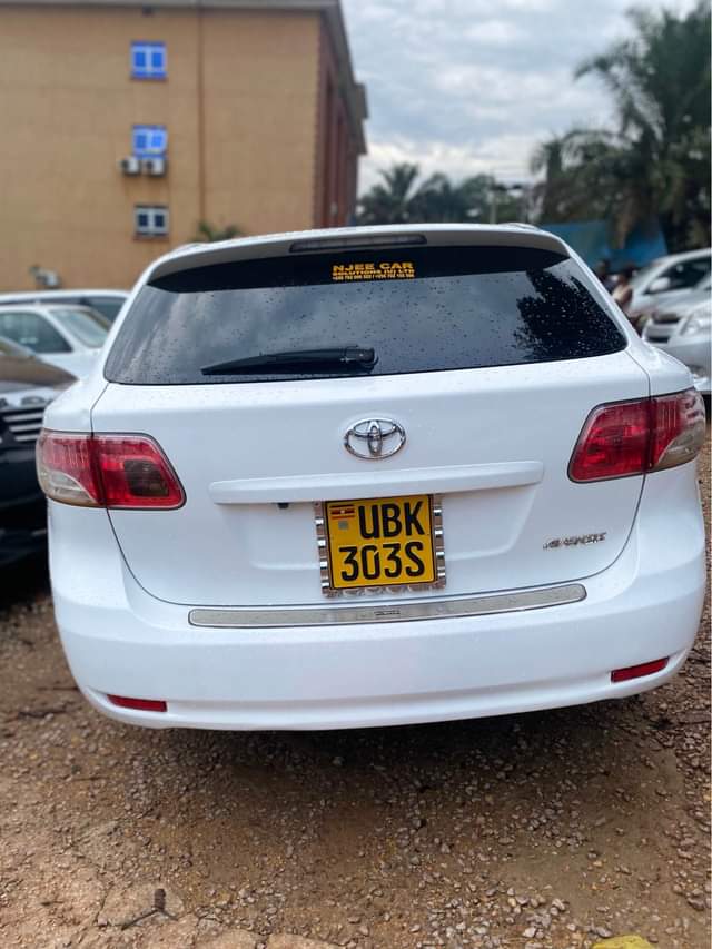 A picture of TOYOTA AVENSIS Fuel saving Buy and Drive Installments payments allowed