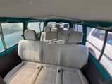 A picture of 2000 Toyota HIACE