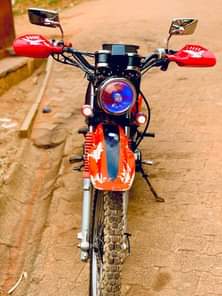 A picture of Yamaha sport 3.5M 125cc slightly negotiable on call 256753093044 Location