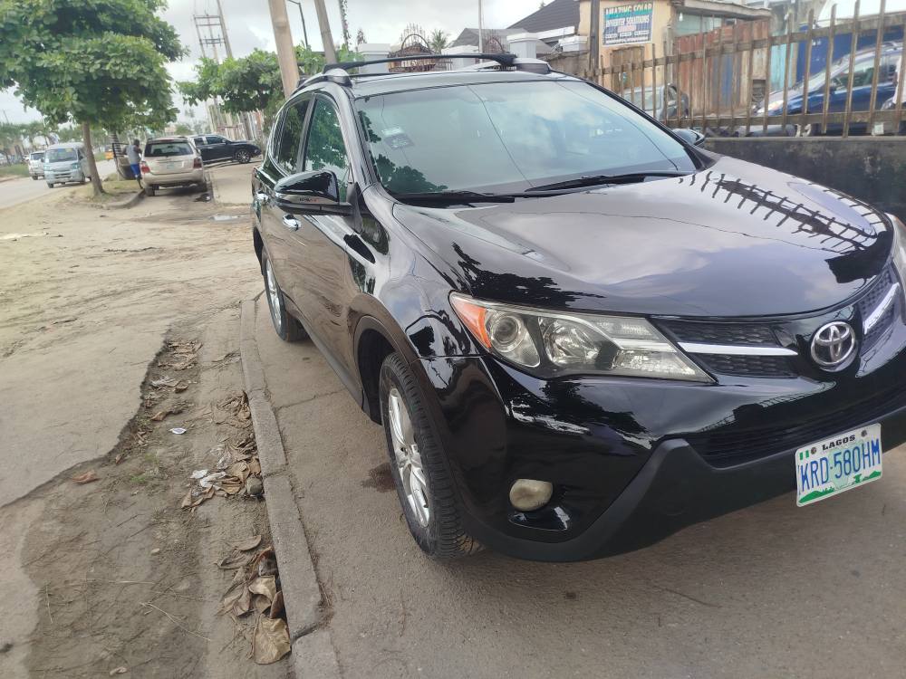 A picture of Registered 2015 toyota rav4