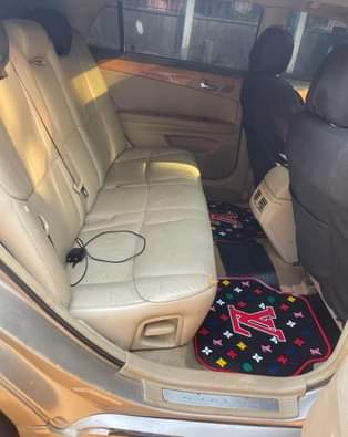 A picture of Toyota Avalon 2008 08137266475