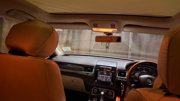 A picture of VW Toureg 2013