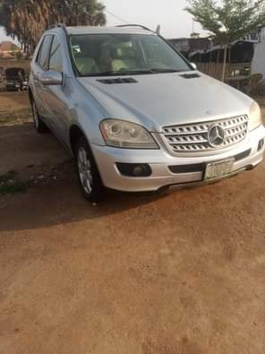 A picture of Neatly Used ML350 2006 Model First Body With Every Thing