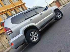A picture of Toyota prado diamond Cc 2360 Petrol Engine 2TR Price 48ml