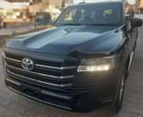 A picture of V8 For Sale Call 0657633355