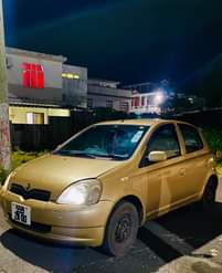 A picture of Toyota vitz 00 AUTO Call 57076144