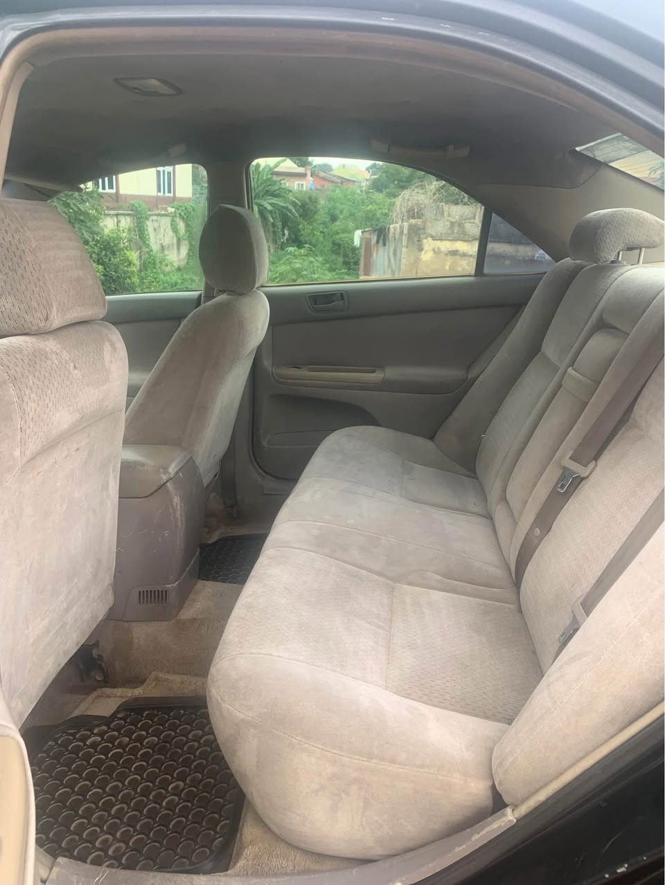 A picture of 2001 2 Camry