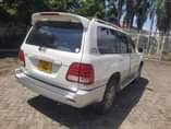 A picture of LAND CRUISER