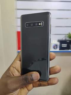 A picture of GALAXY S10 PLUS