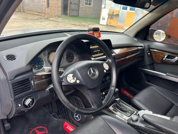 A picture of GLK 350 2010