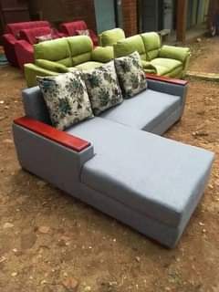 A picture of Mini L sofa