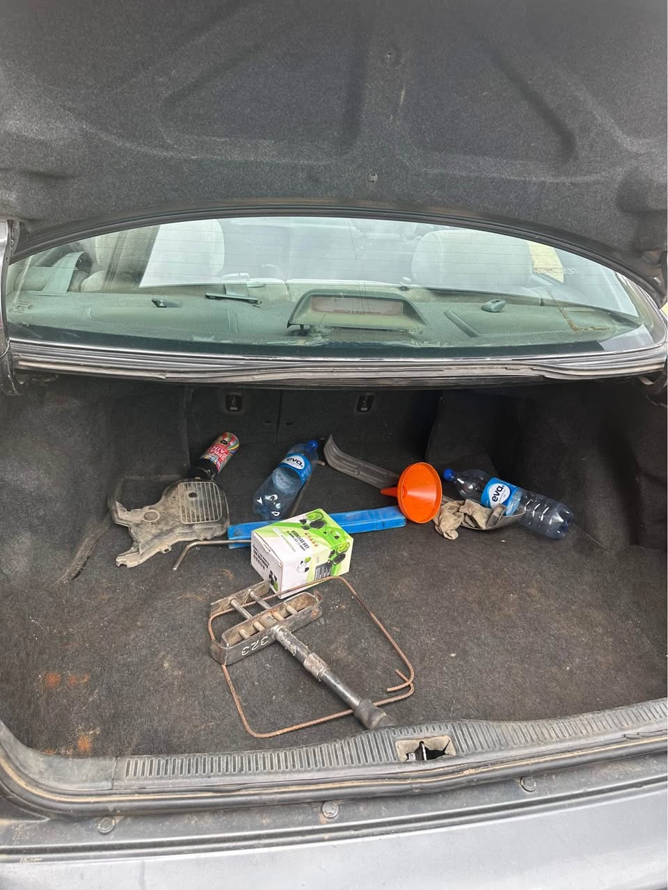 A picture of Toyota Camry drop light 