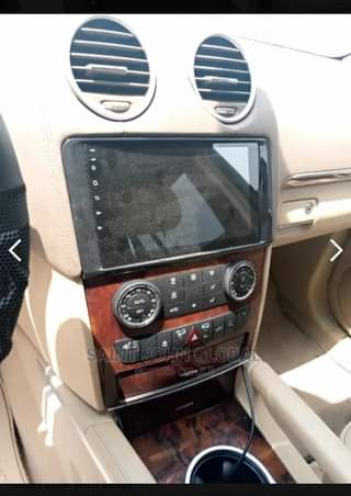 A picture of model GL450