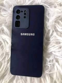 A picture of Samsung s20 ultra