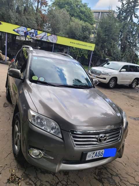 used toyota rav4